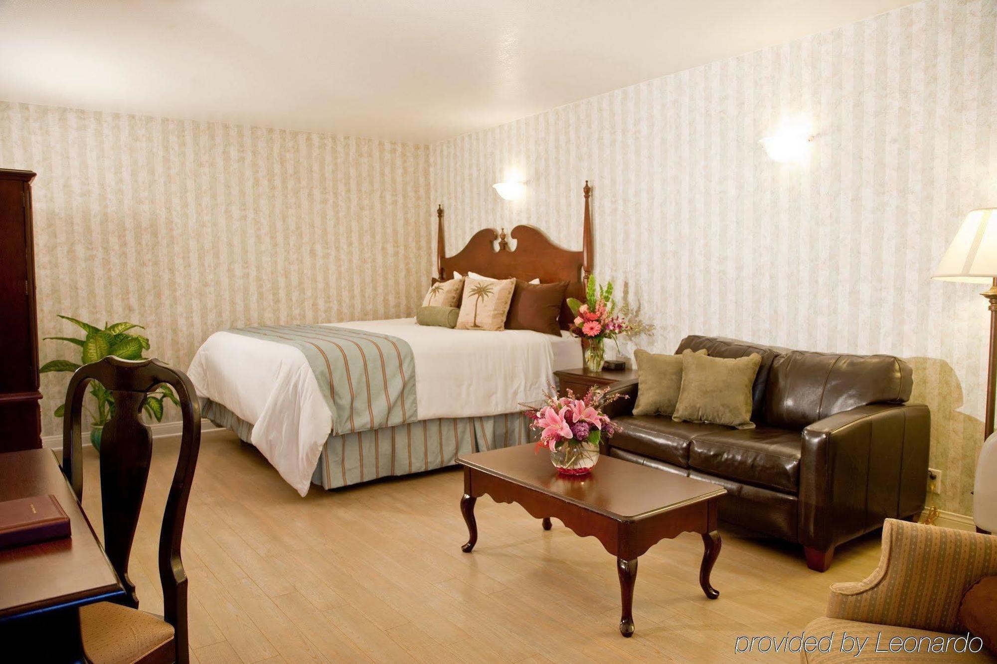 Carousel Inn And Suites 阿纳海姆 客房 照片